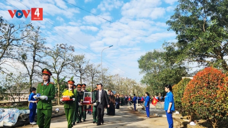 QUANG TRỊ TÂP ĐƠC N’HANG ÂNG 5 LIỆT SĨ ĐHỊ CHR’VAL KHE SANH