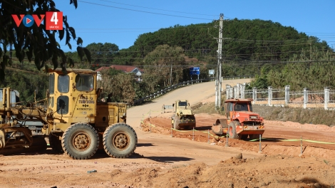 BHRỢ TÊNG K’RƠ BHLÂNG ĐỢ DỰ ÁN COH DA DING K’COONG QUẢNG NGÃI