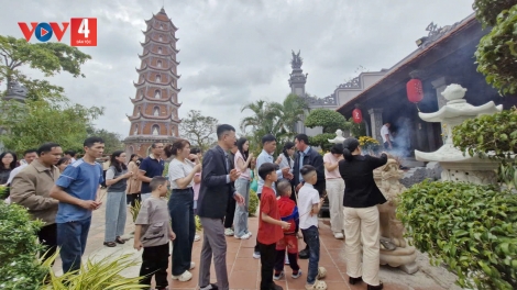 ĐHA NUÔR QUẢNG TRỊ LÂNG T’MOOI LƯƠT CHÙA CAVĂR TÊÊM NGĂN TƠƠP C’MOO T’MÊÊ