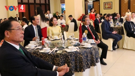 ĐÀ NẴNG TR’LUM LÂNG LÂH 200 CHA NĂC MANUYH K’TIÊC K’RUUNG HÊÊ ĂT MAMÔNG COH K’TIÊC K’RUUNG N’LƠƠNG