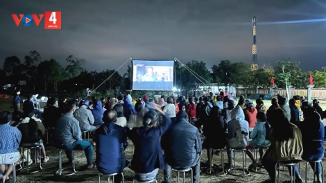 ĐƠƠNG ĐIỆN ẢNH CÁCH MẠNG TƯƠC ĐĂN LÂH LÂNG ĐHA NUÔR