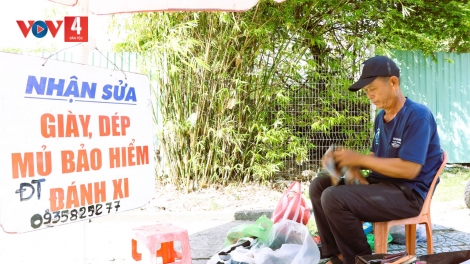 BH’RỢ N’TY COH PHỐ THỊ ĐHỊ T’NGAY TẾT