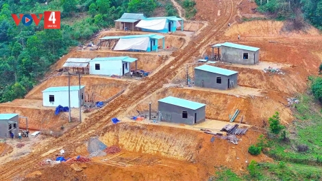 HÂN NOO HA PRUÔT COH VÊÊL T’MÊÊ DA DING CA COONG TING CRÊÊ HR’LANG HR’CÂH