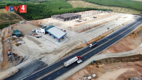 ĐOỌNG ĐƯƠI DUA ĐHR’NÊY TR’NƠỢP COH C’LÂNG LƯỚT ĐẤH BẮC – NAM Z’LÂH QUẢNG TRỊ