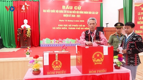 ĐHANUÔR BẾN HIÊN LƯỚT BẦU CỬ