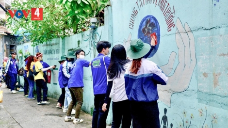 CR'NOỌ CR'NIÊNG ÂNG PR'CHÂC P'NIÊN