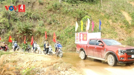 MOON LƯU ĐỘNG ĐOỌNG XA NAY BẦU CỬ ĐĂN LÂNG ĐHANUÔR LÂH