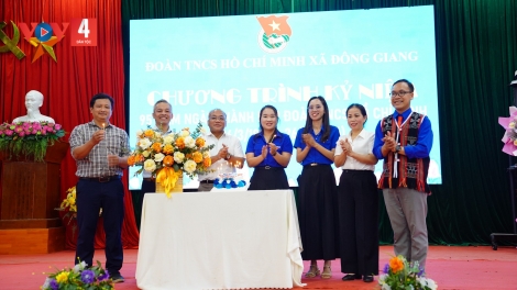 ĐOÀN ĐHA ĐHÂM C’MỌOR CỘNG SẢN HỒ CHÍ MINH CHR’VAL ĐÔNG GIANG HƠNH DEH 95 C’MOO T’NGAY BHRỢ T’VAIH ĐOÀN