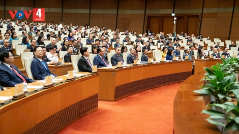 QUỐC HỘI XAY MOON LƠI ĐỢ ĐOỌNG THUẾ 500 ƯC ĐỒNG CƠNH LÂNG PR'LOỌNG TR'CÂL TR'BHLÊ