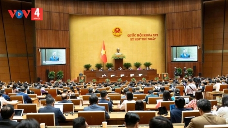 QUỐC HỘI XAY MOON NỢ CÔNG DAL BHLÂNG CĂH LÂH 60%GDP, VĂ LÂH 6,4 ƯC TỶ ĐỒNG