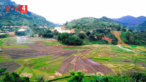 CHOH TƠƠM Z’NƯƠU C’LÂNG Z’LÂH ĐHA RƯT ÂNG ĐHA NUÔR HÙNG SƠN