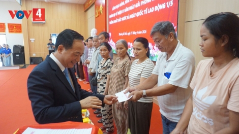 TRƯỞNG BAN TUYÊN GIÁO LÂNG P’TOO PA CHOOM ĐHANUÔR TRUNG ƯƠNG TƯƠC LUM LÊY, ĐOỌNG PR’HÊL HA PR’LOỌNG ĐONG CHÍNH SÁCH ĐHỊ HUẾ