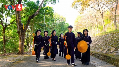 Then: CHỨ BẢC CHANG SLIM