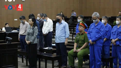 AĐOO BÊL AHAY BHRỢ BỘ TRƯỞNG BỘ Y TẾ NGUYỄN THỊ KIM TIẾN CRÊÊ K’ĐƯƠI TỌOM ẶT TÙ TƠỢ 5 – 6 C’MOO