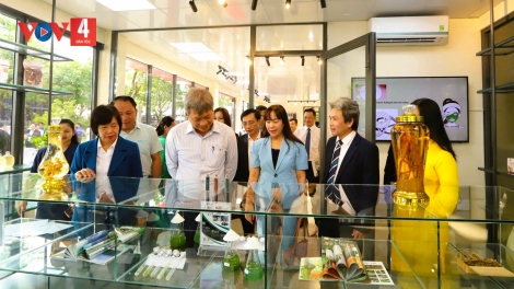 DUA CÔNG NGHỆ ĐOỌNG PA DƯR SÂM NGỌC LINH LÂNG TƠƠM ZA NƯƠR