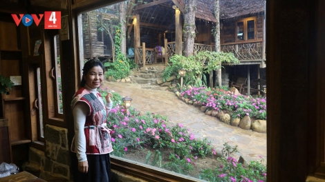 Y TRANG – C’MOR BHRỢ DU LỊCH TƠỢ LOOM CHĂP KIÊNG VĂN HÓA VEL ĐONG