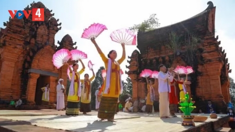 T’NGAY BHIỆC BHAN VĂN HÓA CHĂM BƠƠN TA BHRỢ ĐƠƠNG CHR’NĂP CẤP K’TIẾC K’RUUNG