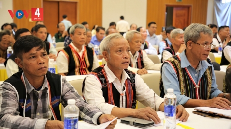 MANƯIH BẤC NGAI CHĂP ZR’LỤ ACOON COH NĂC POONG PA TÊỆT CHR’NĂP BHLƯA CẤP ỦY, CHÍNH QUYỀN LÂNG ĐHANUÔR