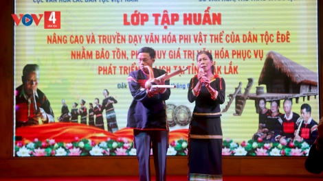 PA CHOOM BHA LÔ BHA LA, PRÁ TR’BÊÊC ÂNG MA NƯIH Ê ĐÊ ĐOỌNG HA LANG P’NIÊN ĐHỊ ĐẮK LẮK