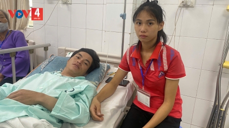 Người cha trẻ gãy hở xương đùi, gia đình nghèo lao đao vì viện phí