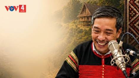 Người giữ hồn tiếng Êđê trên sóng phát thanh
