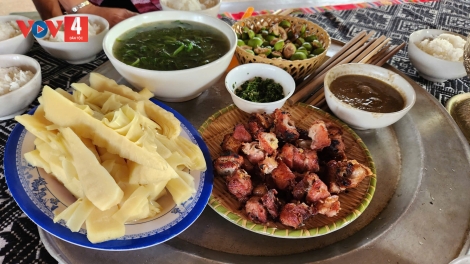 Thức chấm - món ăn làm nên thương hiệu người Thái