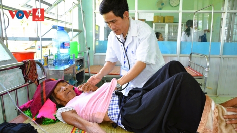 Luân phiên 38 bác sĩ tăng cường cho y tế cơ sở