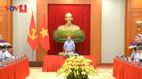 TỔNG BÍ THƯ, CHỦ TỊCH NƯỚC TÔ LÂM: HA OOY VÊY HỌC SINH, OOY ĐÊÊC VAIH GIÁO VIÊN
