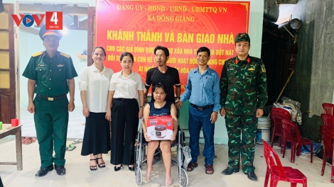 CHR’VAL ĐÔNG GIANG PA ĐƠP 2 ĐHR’NONG ĐONG HA CA COON LUÔNH MA NƯIH TING PÂH ZÊL A RÂP CRÊÊ BOỌ CHẤT ĐỘC HÓA HỌC