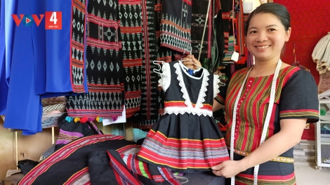 C’LÂNG ZA RƯM, N’JEH K’PAIH P’TÊÊT RÂU LIÊM CHR’NĂP VĂN HOÁ TY 