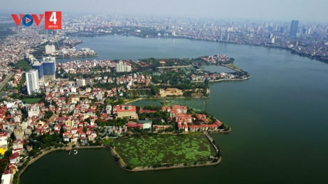 MỘT THOÁNG TÂY HỒ