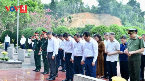 THỦ TƯỚNG BẮT HƯƠNG HAY TƯỚC APÊÊ ANH HÙNG LIỆT SĨ ĐHỊ LÀO CAI