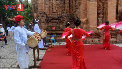 PA DƯR RÂU CHR’NĂP VĂN HOÁ CHĂM TƠỢ DU LỊCH COH KHÁNH HOÀ