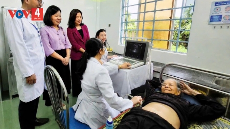 QUẢNG TRỊ: T’PÂH BÁC SĨ CHÔ OOY CHR’VAL ĐOỌNG ZƯ LÊY C’RƠ ÂNG ĐHANUÔR LIÊM CHOOM LÂH