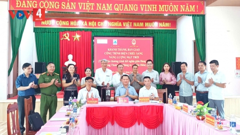 BÊN HIÊN: PA DƯR BH’NƠƠN XA NAY BH’RỢ ZR’ZIÊNG