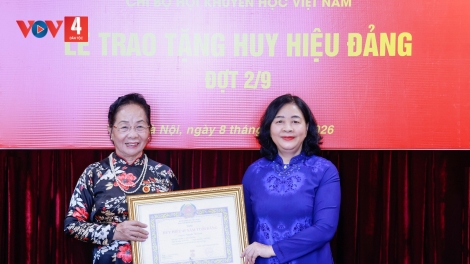CHER HUY HIỆU 45 C’MOO ĐẢNG ĐOỌNG HA GS.TS NGUYỄN THỊ DOAN