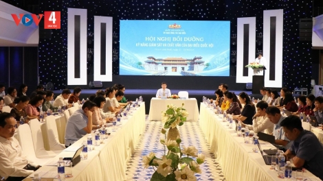 PA CHOOM BH'RỢ CHA MÊỆT LÊY LÂNG T’MOOH ĐOỌNG HA K’NẶ 300 ĐẠI  BIỂU QUỐC HỘI 