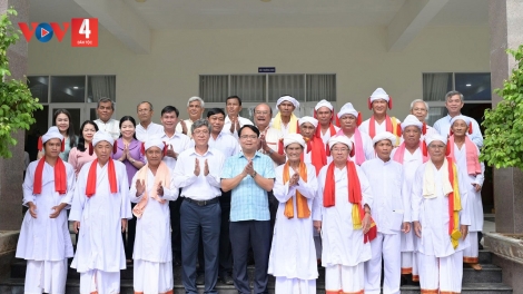 Gặp mặt chức sắc Bàlamôn giáo nhân dịp Lễ hội Katê 
