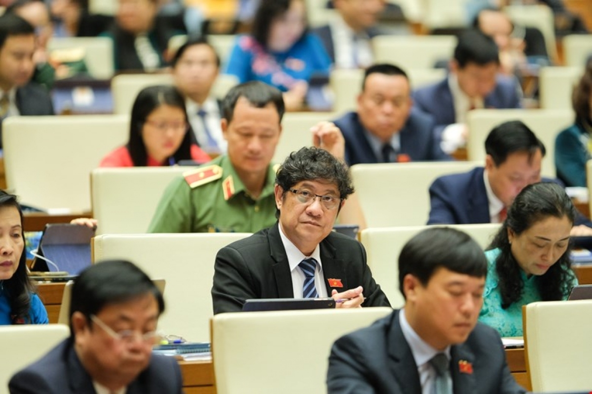 Ală kwang bàng Quôk hội geh cribơyai mờ lơh nền uă tơngume kwơ màng tàm dơ̆ pơrjum