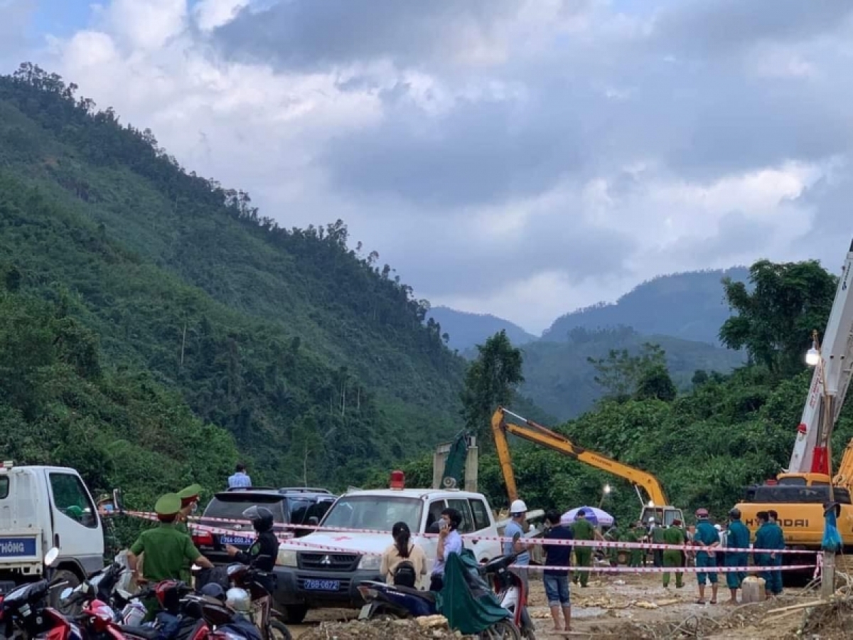 Chanup Ban Tuyên giáo Huyện ủy Trà Bồng. 