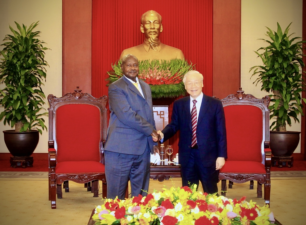 
Tổng Bí thư Nguyễn Phú Trọng hlôi sơng Kơdră tơm teh đak Uganda