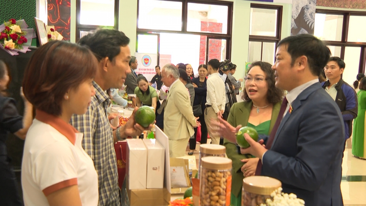 
Sa dua gơnam pha ra mơng Daknông dưi lăi pơthâo amăng mông Jơnum