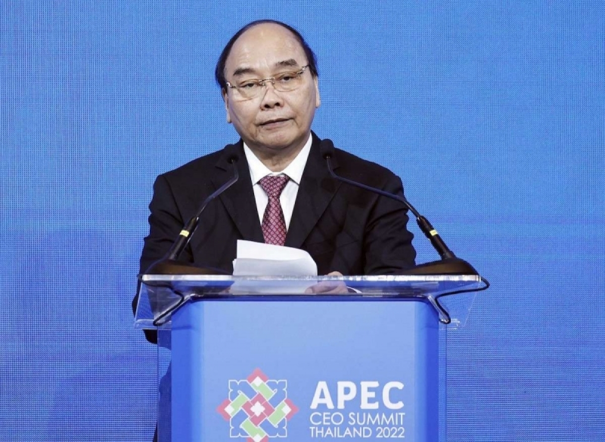 
Kơdră teh đak Nguyễn Xuân Phúc pơ ma tơ̆ hop akŏm