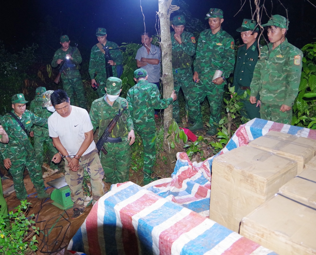 
Nguyễn Hữu Ngọc gơtìp kŭp bal mờ phan là rlau 4 tạ phăo bơkào