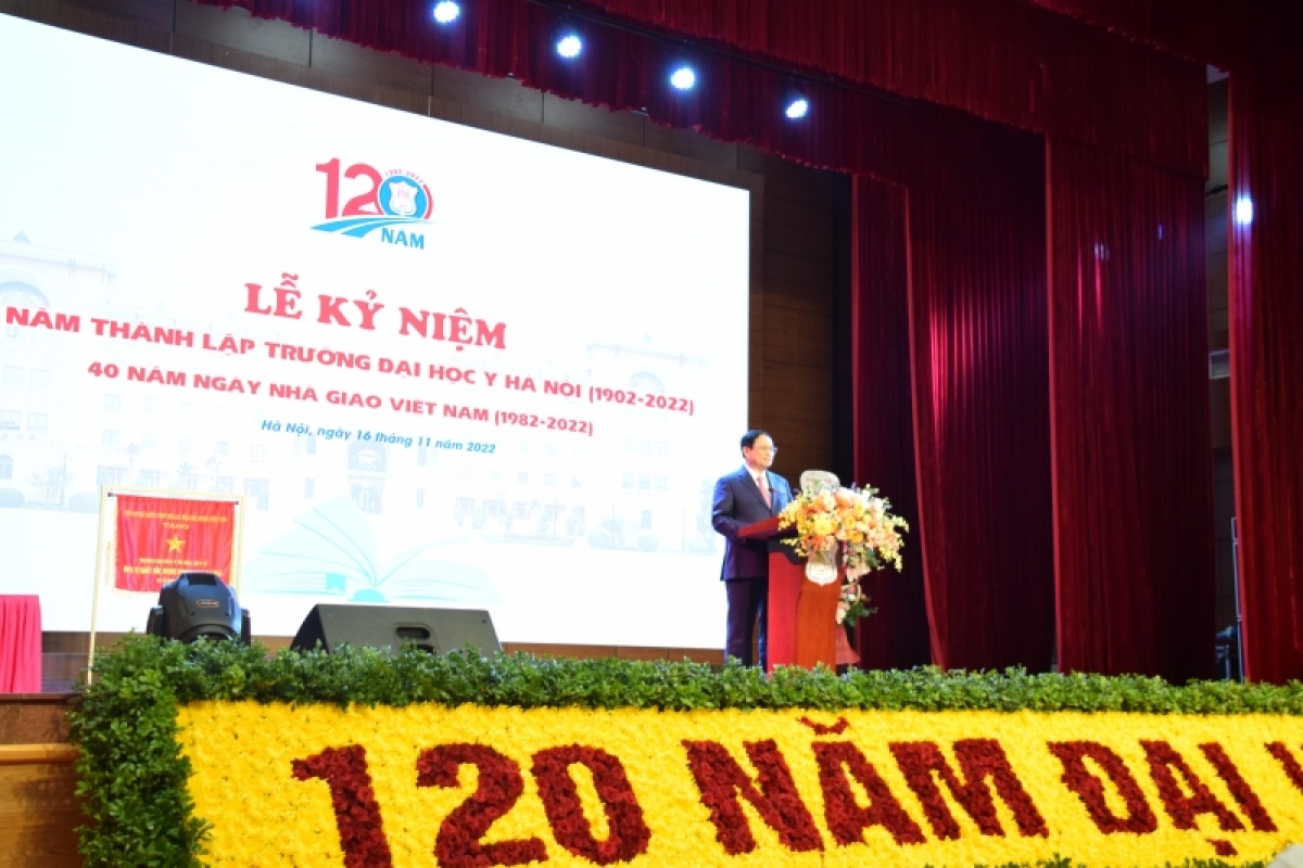 
Khua dêh čar đĭ pơhiăp amăng mông ngă lơphet