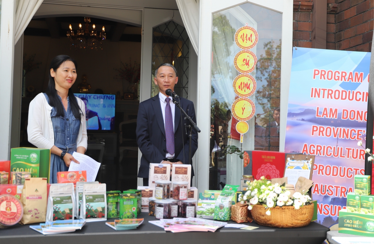 
 Ồng Trần Văn Hiệp, Củ tịc Ủy ƀan Ñân zân càr Lâm Đồng đơs tàm broă lơh Lòt còp sền Lâm Đồng