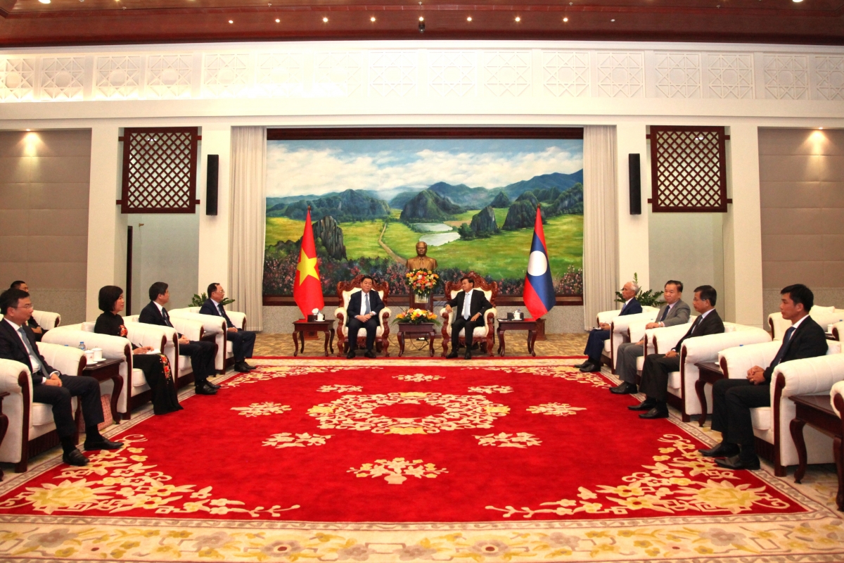 
Khul Kơpal tang măt ăn Đảng cộng sản Việt Nam truh hmach kơ ƀok Tổng ƀĭ thư, Kơdră teh đak Lào Thongloun Sisoulith