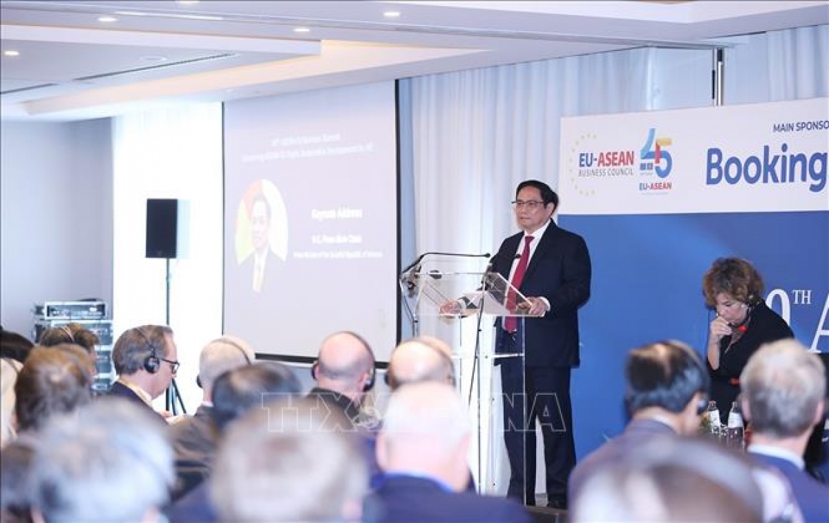 Thủ tướng Cíñ phủ ồng Phạm Minh Chính đơs tàm pơrjum kwang bàng kấp dờng lơh sa kă bro Asean mờ EU