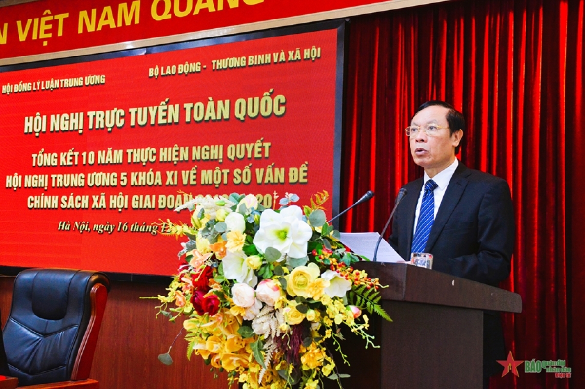(Cha nụp: qdnd.vn)