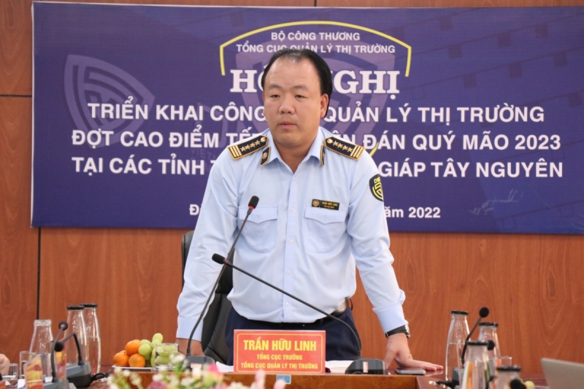 
Ƀok Trần Hữu Linh Kơdră chĕp kơ̆l Anih vei lăng tĕch mơdro pơma lơ̆m hop akŏm